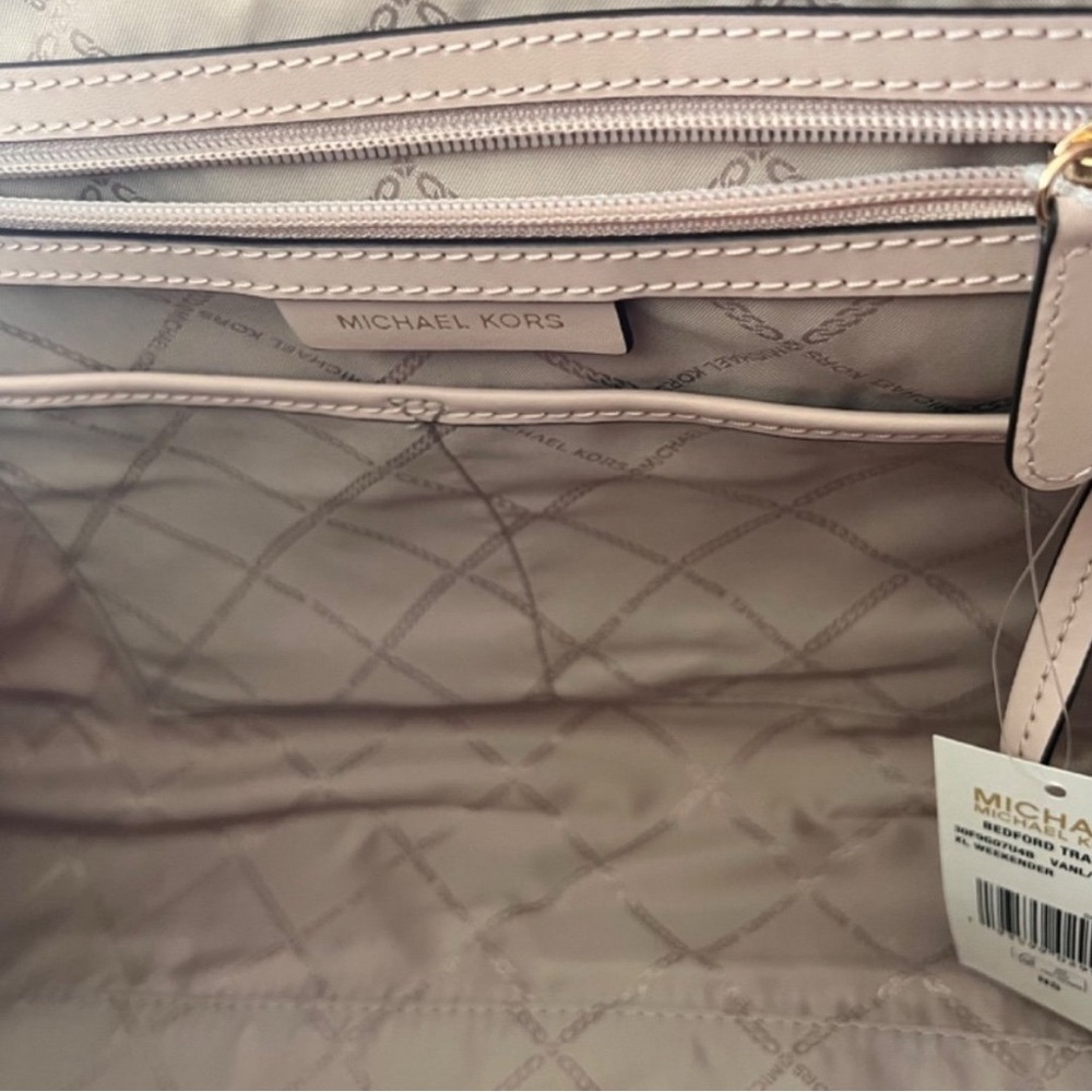 Michael Kors XL Bedford duffle - Picture 9 of 16